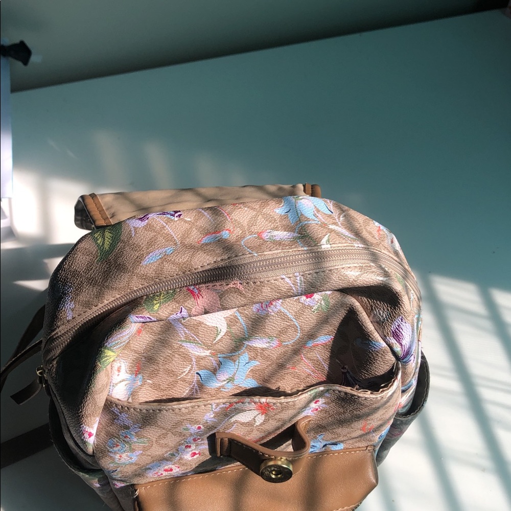 Backpack purse - Picture 2 of 3